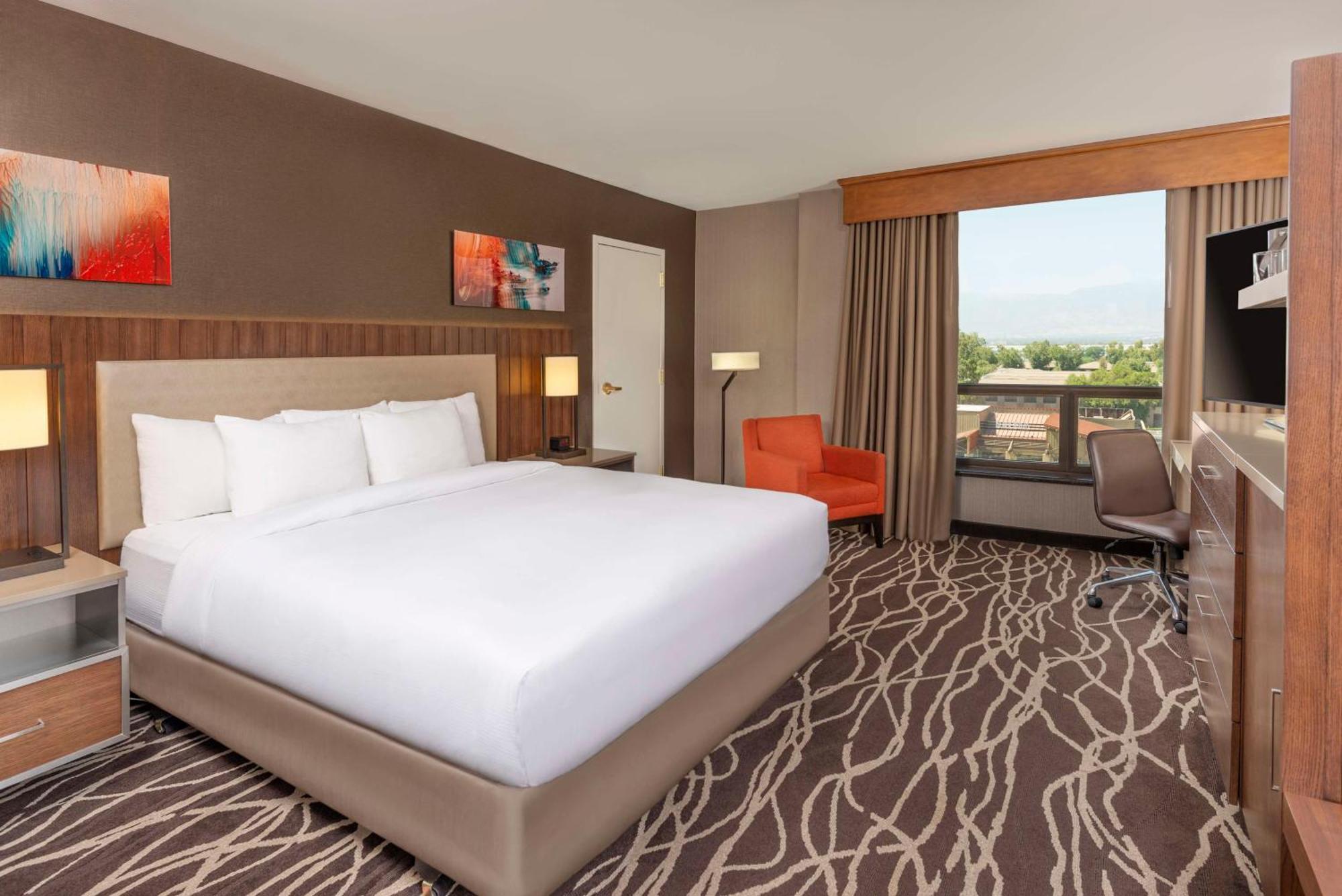 Doubletree By Hilton San Bernardino Hotel Eksteriør billede